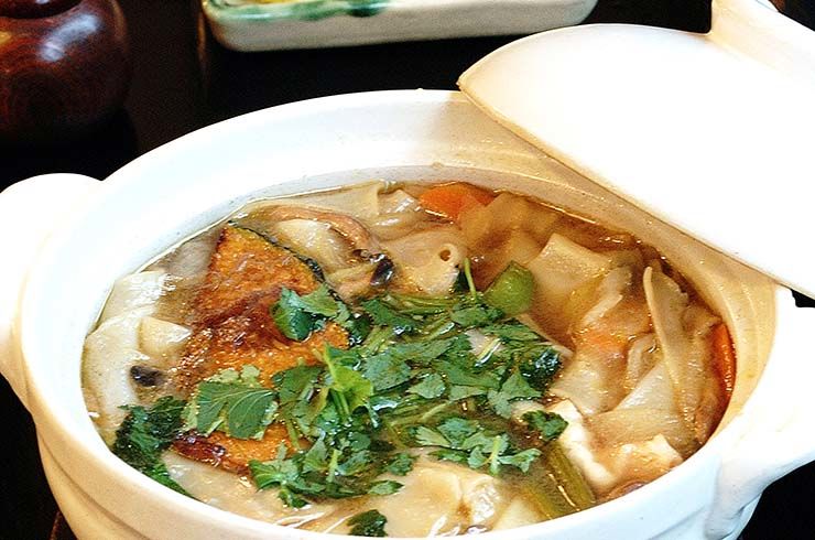 新田乃庄名物おきりこみ（醤油味）